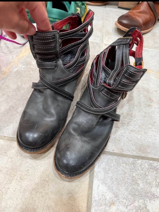Shoes - Women’s Black Leather Ankle Booties with Red Accent